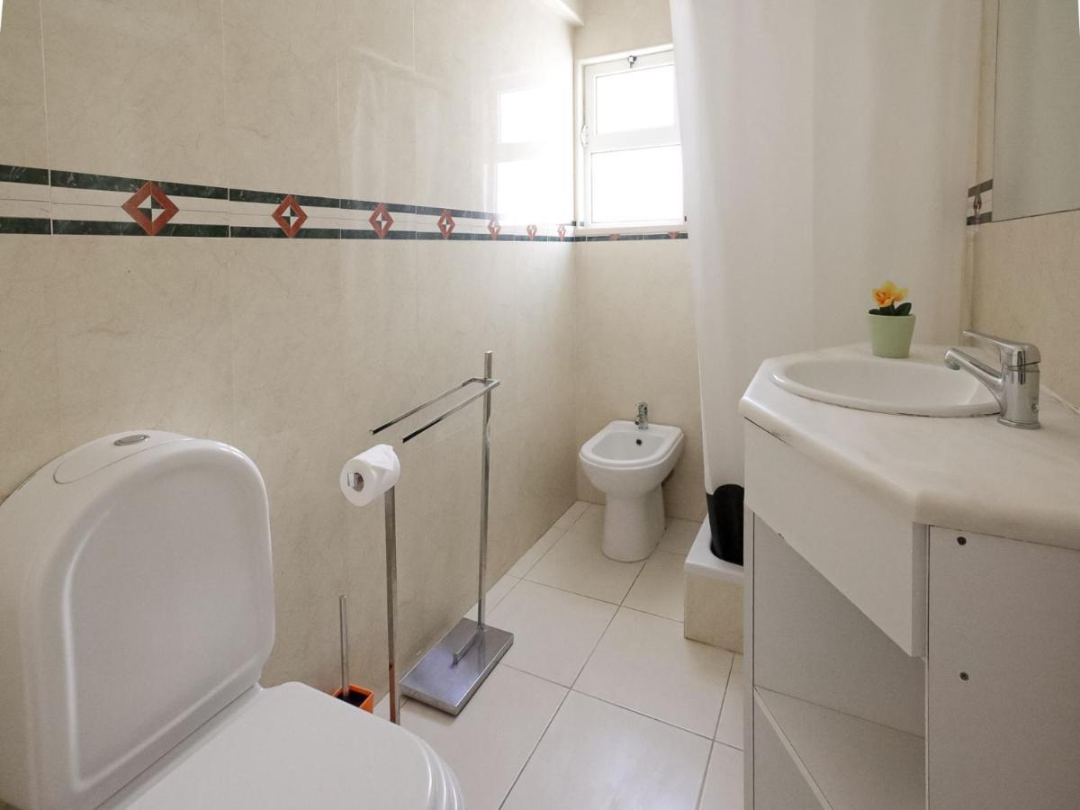 Praia Da Oura Apartment - 100 M From The Beach - By Bedzy 阿尔布费拉 外观 照片